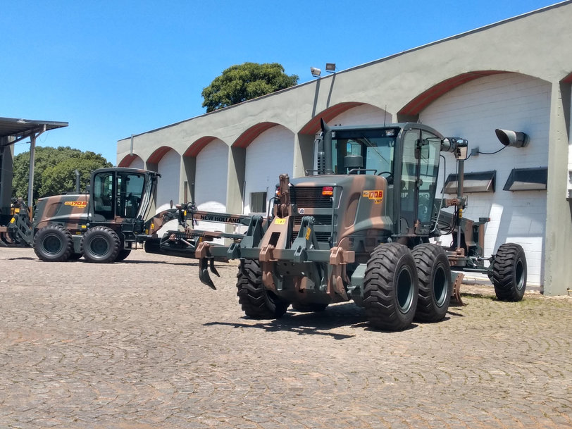 Motoniveladoras New Holland Construction auxiliarão infraestrutura na Bahia e em Minas Gerais